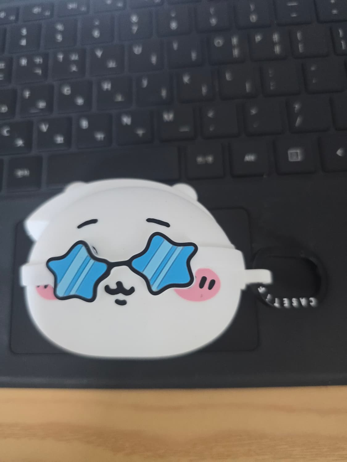 케이스티파이 x 치이카와 선글라스 컬렉터 에디션 에어팟 프로 1세대/2세 상품이미지2