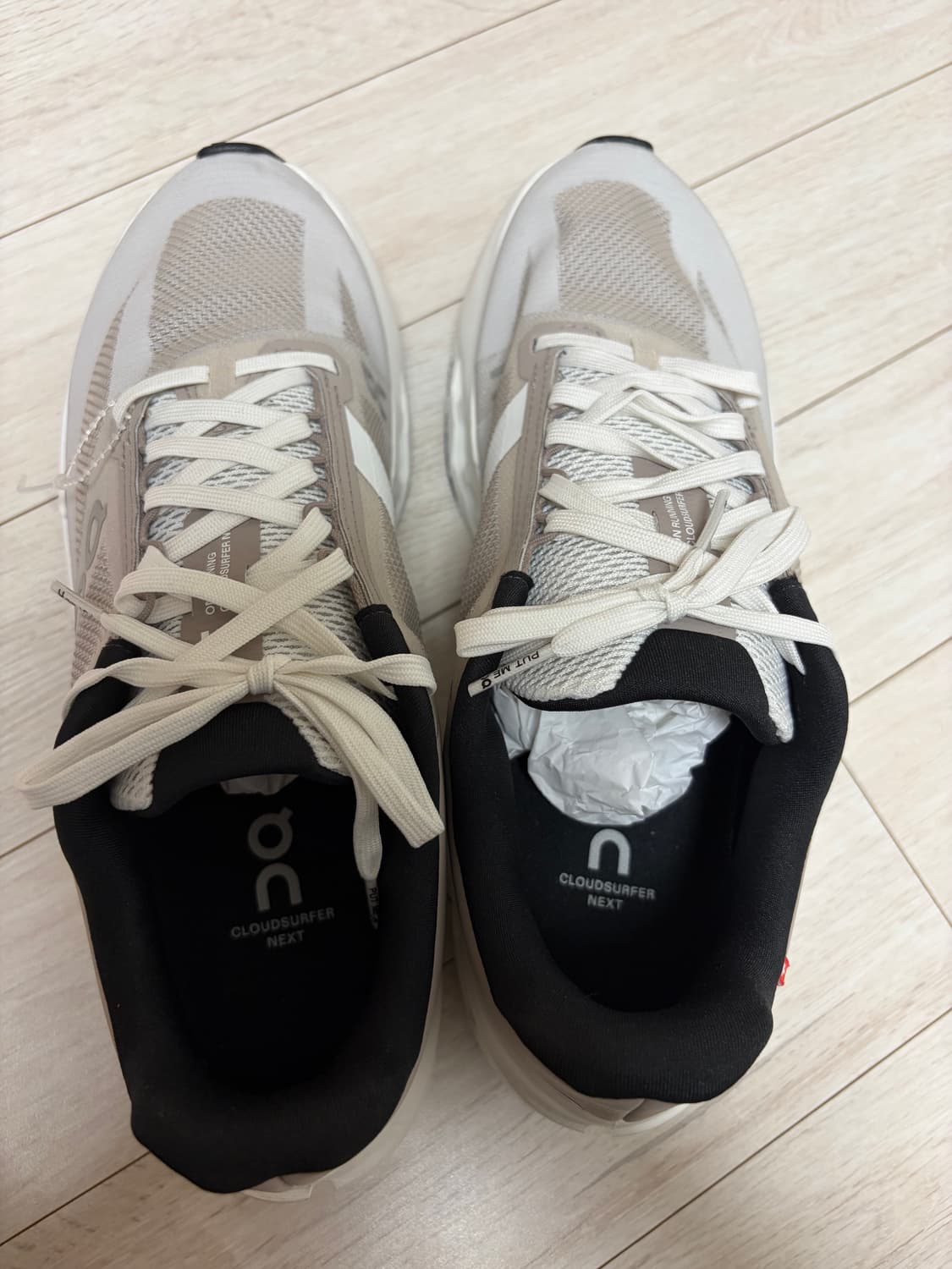 온러닝 클라우드서퍼 넥스트 260 / Fog Ivory / 미착용 상품이미지2