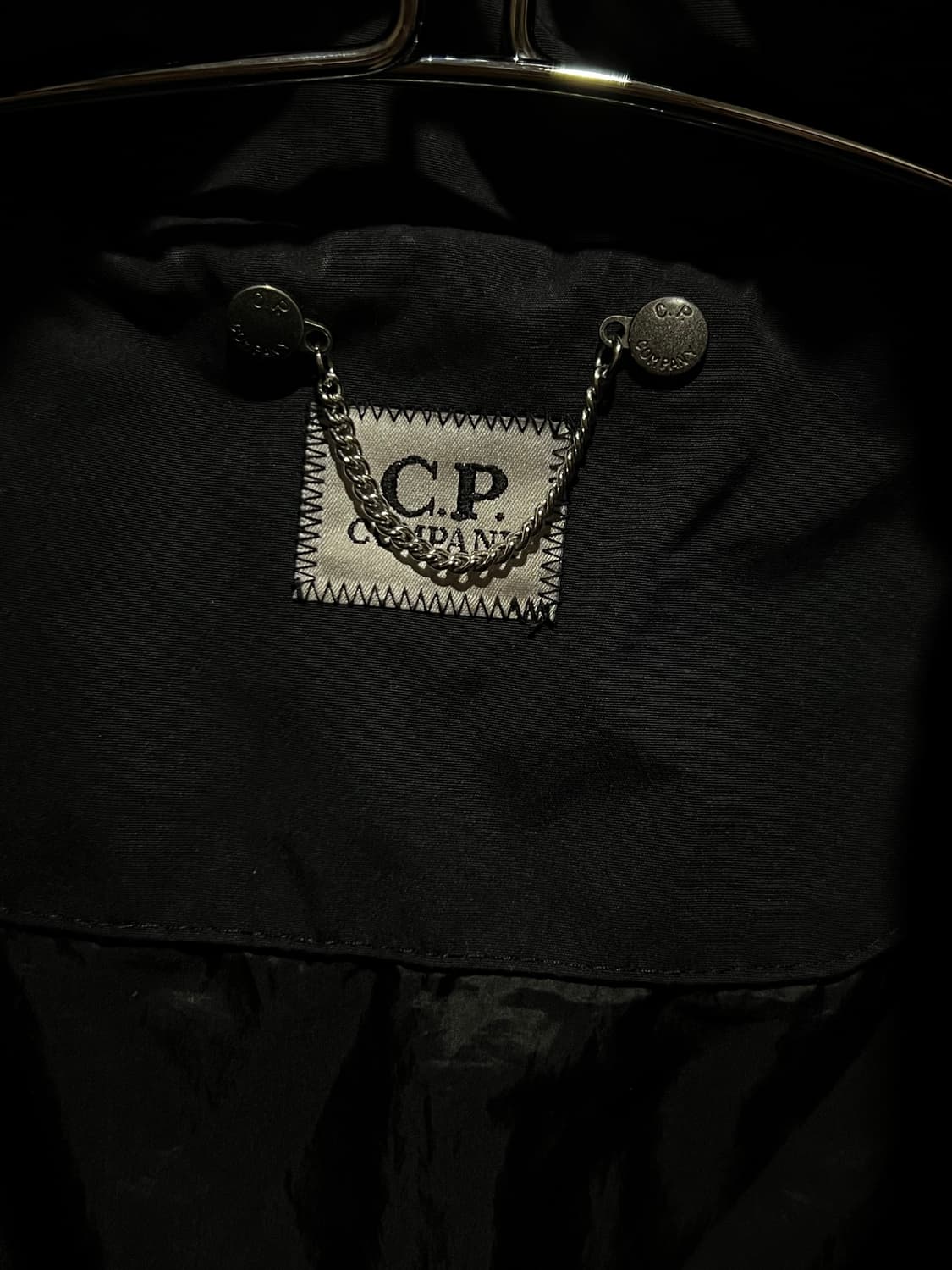 CP컴퍼니 고글 패딩 상품이미지4