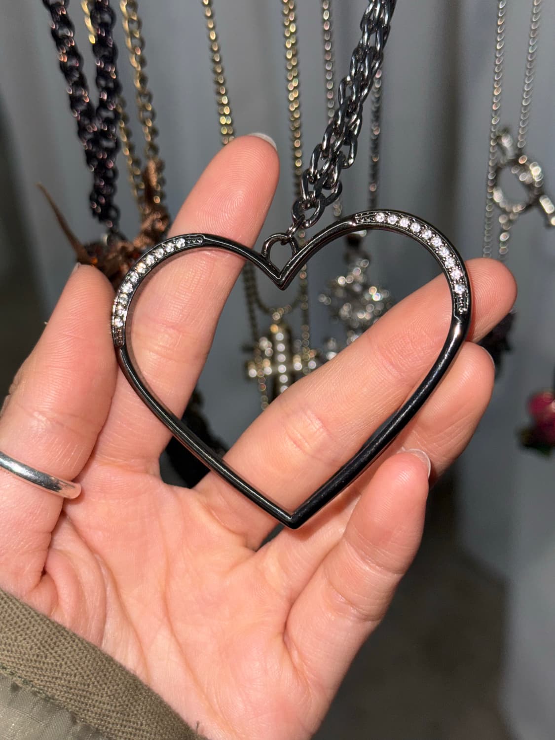 볼드 하트 큐빅 네크리스 상품이미지5