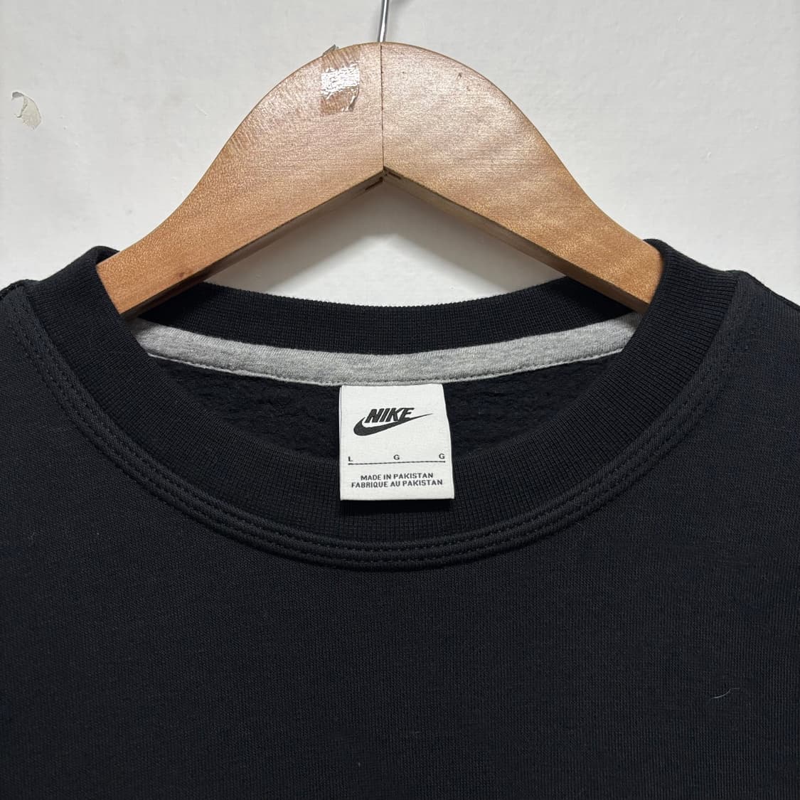 나이키 블랙 스우시 맨투맨 상품이미지3