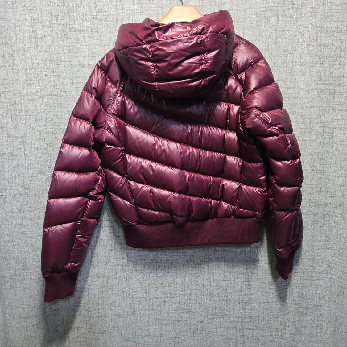 노스페이스 여성 헤이마마붐버 구스 다운 숏패딩  상품이미지2