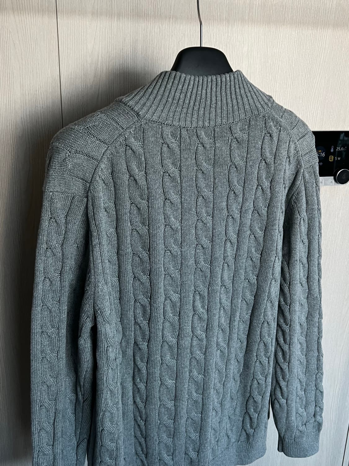 다니엘크레뮤 케이블 니트 가디건 105사이즈 새제품 상품이미지2