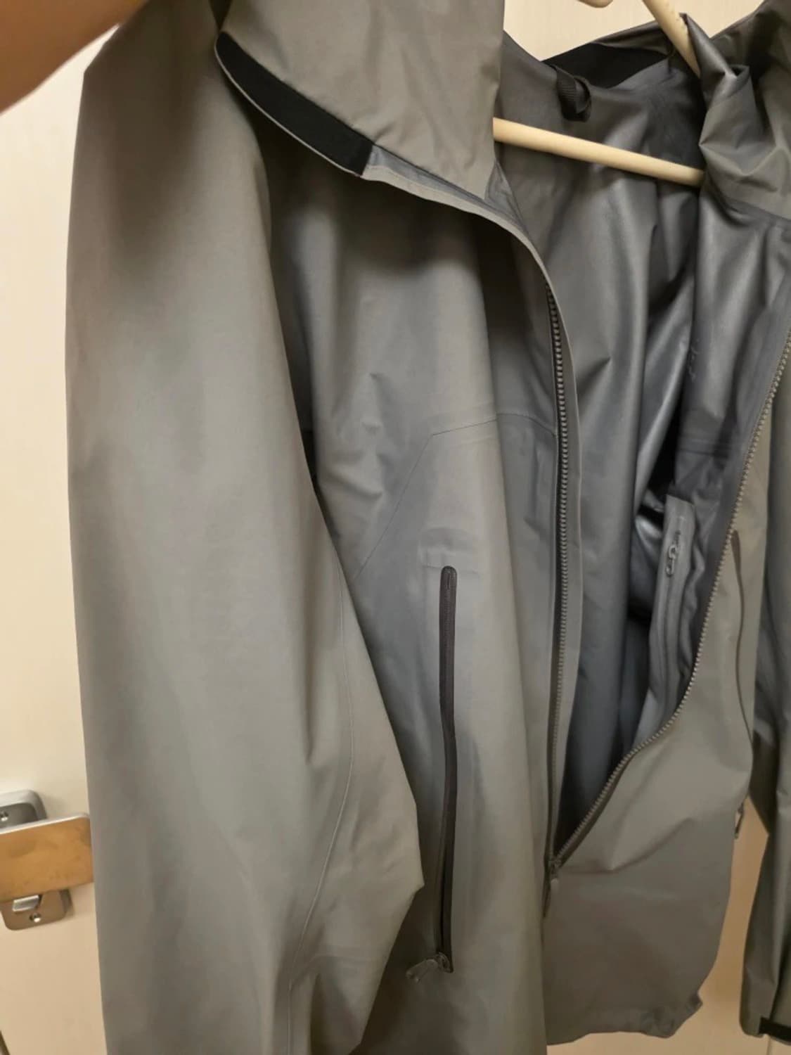 아크테릭스 베타 sl M 사이즈 보이드  상태 9.6/10  크림에서 비 상품이미지4