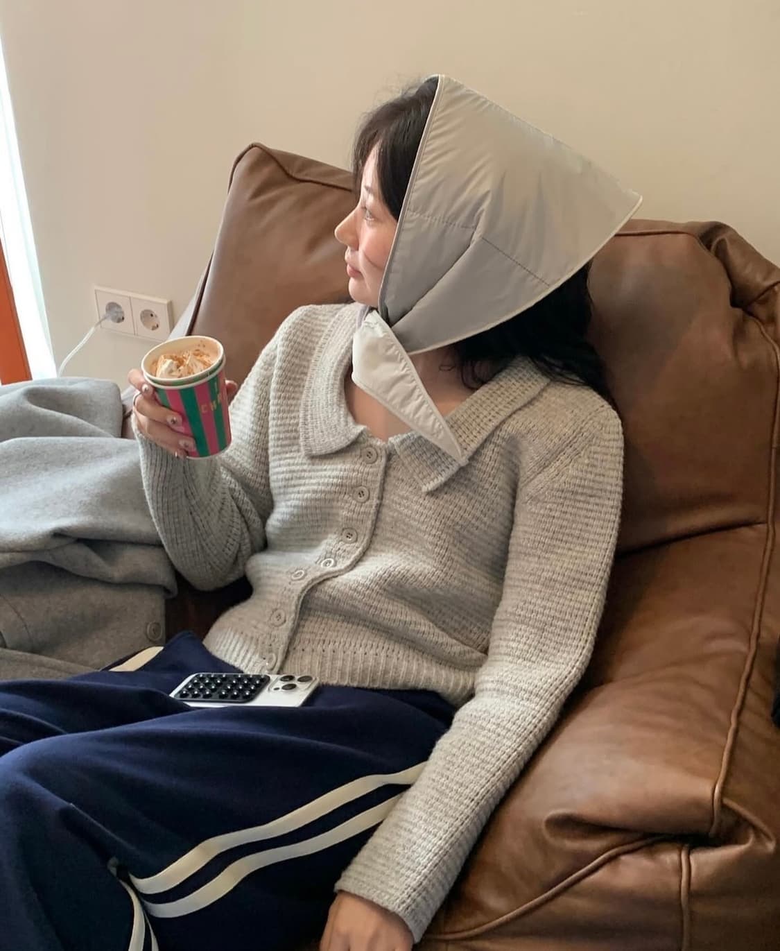 (새상품/택O) 바이무드 더히어 스코틀랜드 울 가디건 그레이 상품이미지1