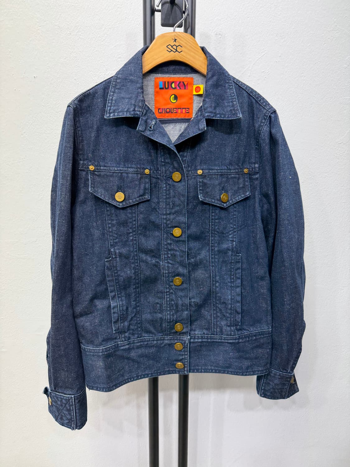 정품) 럭키슈에뜨 자수 데님 청자켓 36 상품이미지1