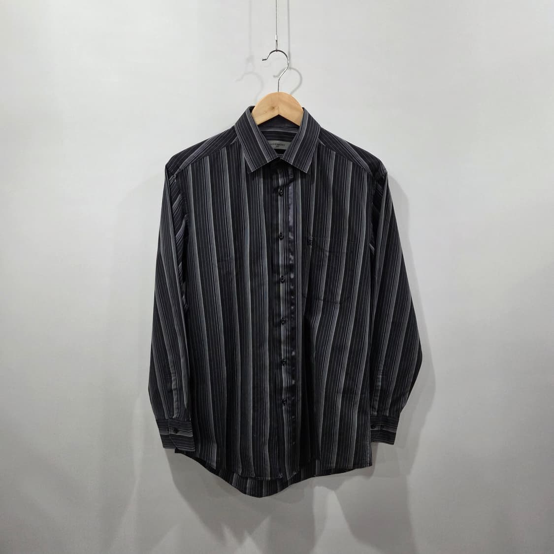 지방시 스트라이프 셔츠 100  상품이미지1