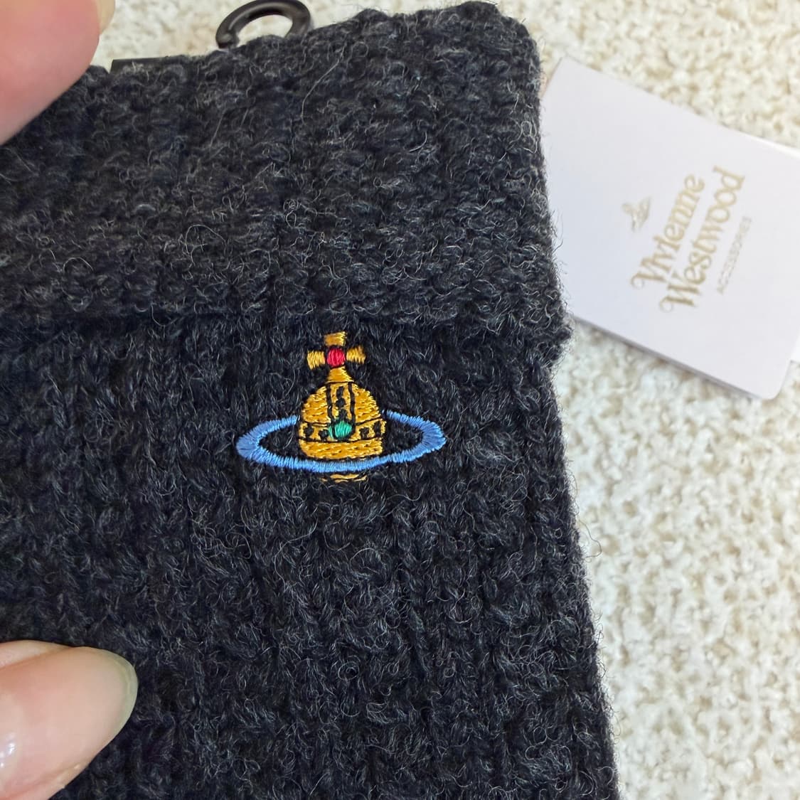 비비안웨스트우드 알파카 아웃 핑거 장갑 상품이미지2