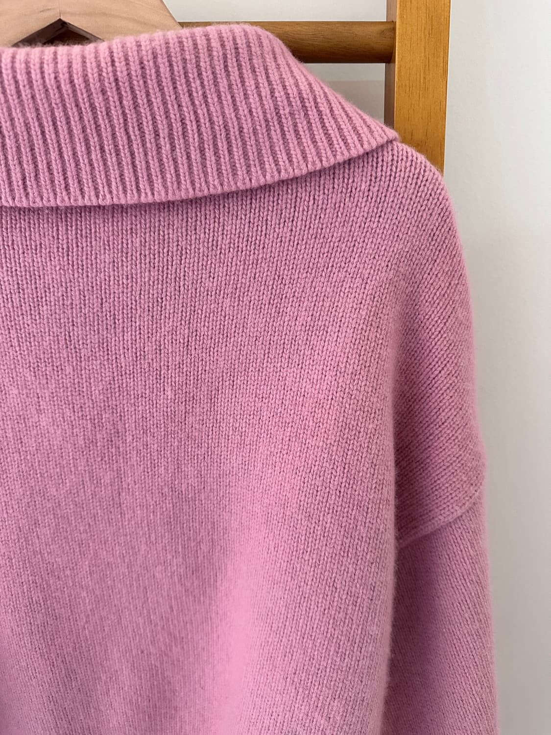 마르디 메크르디 핑크 꽈배기 캐시미어 반집업(프리사이즈) 상품이미지9