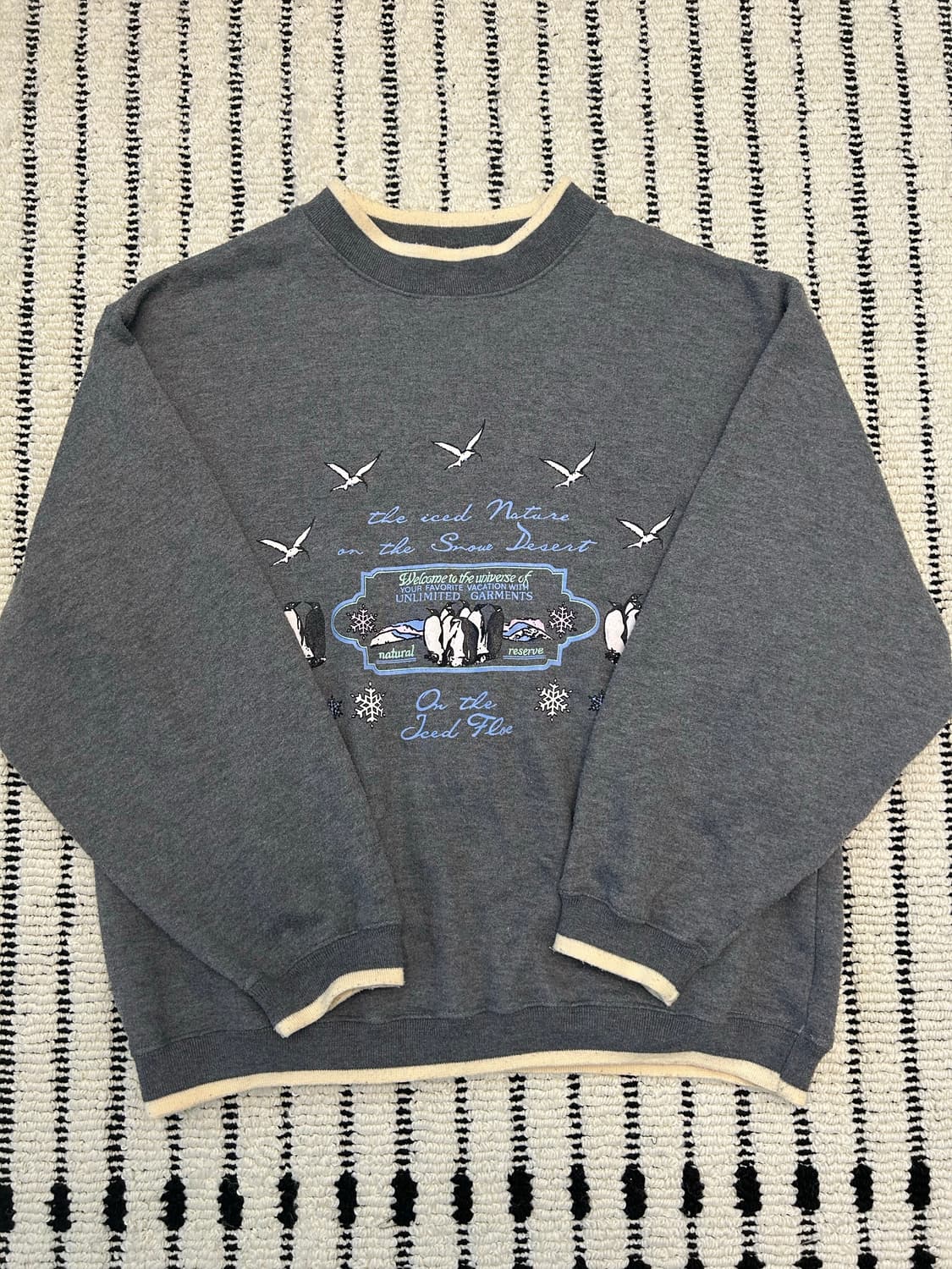 Decade 프린팅 맨투맨 상품이미지1