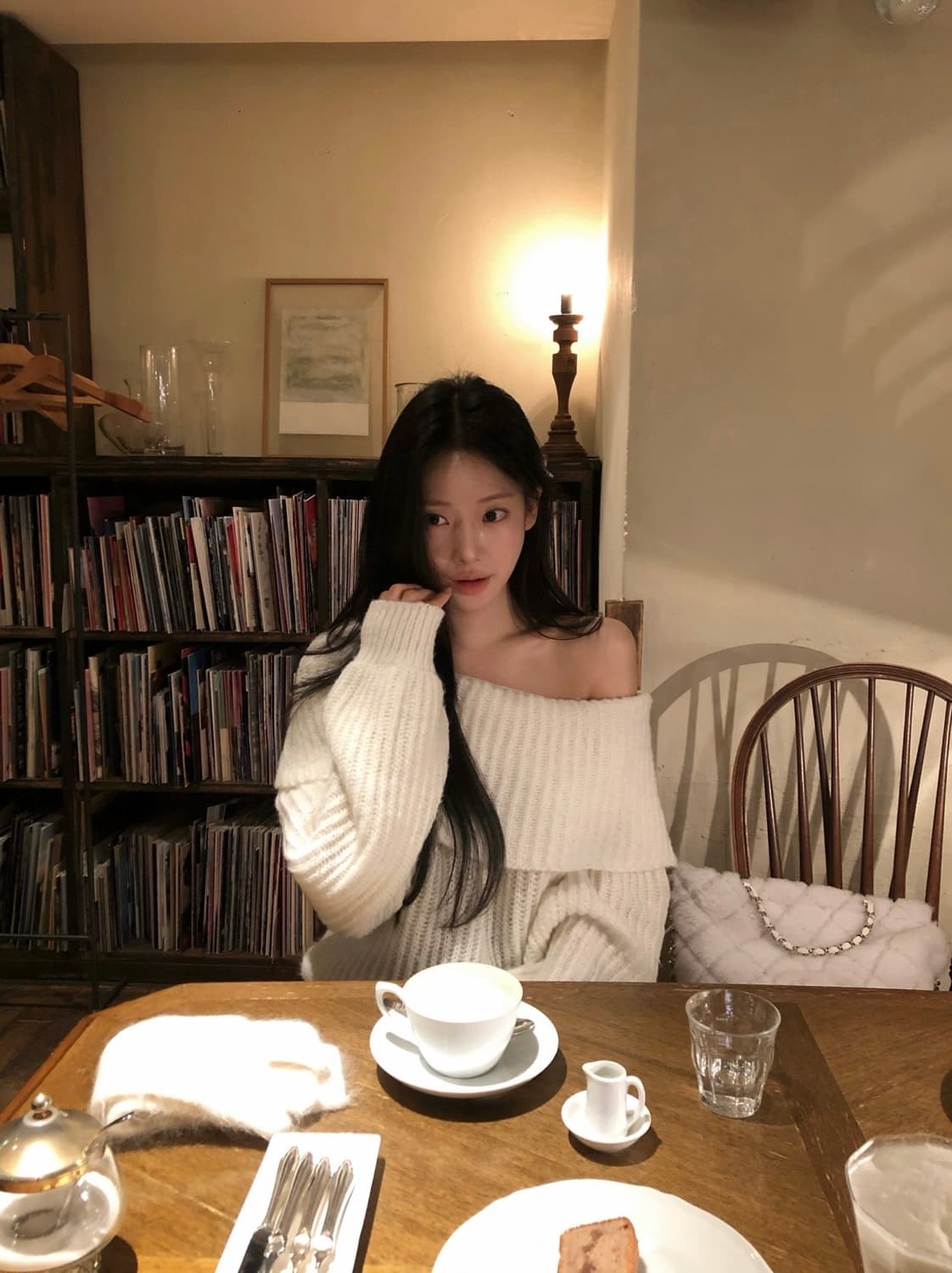 샵리즈 더위시 Leeds 원숄더 니트 아이보리 상품이미지1