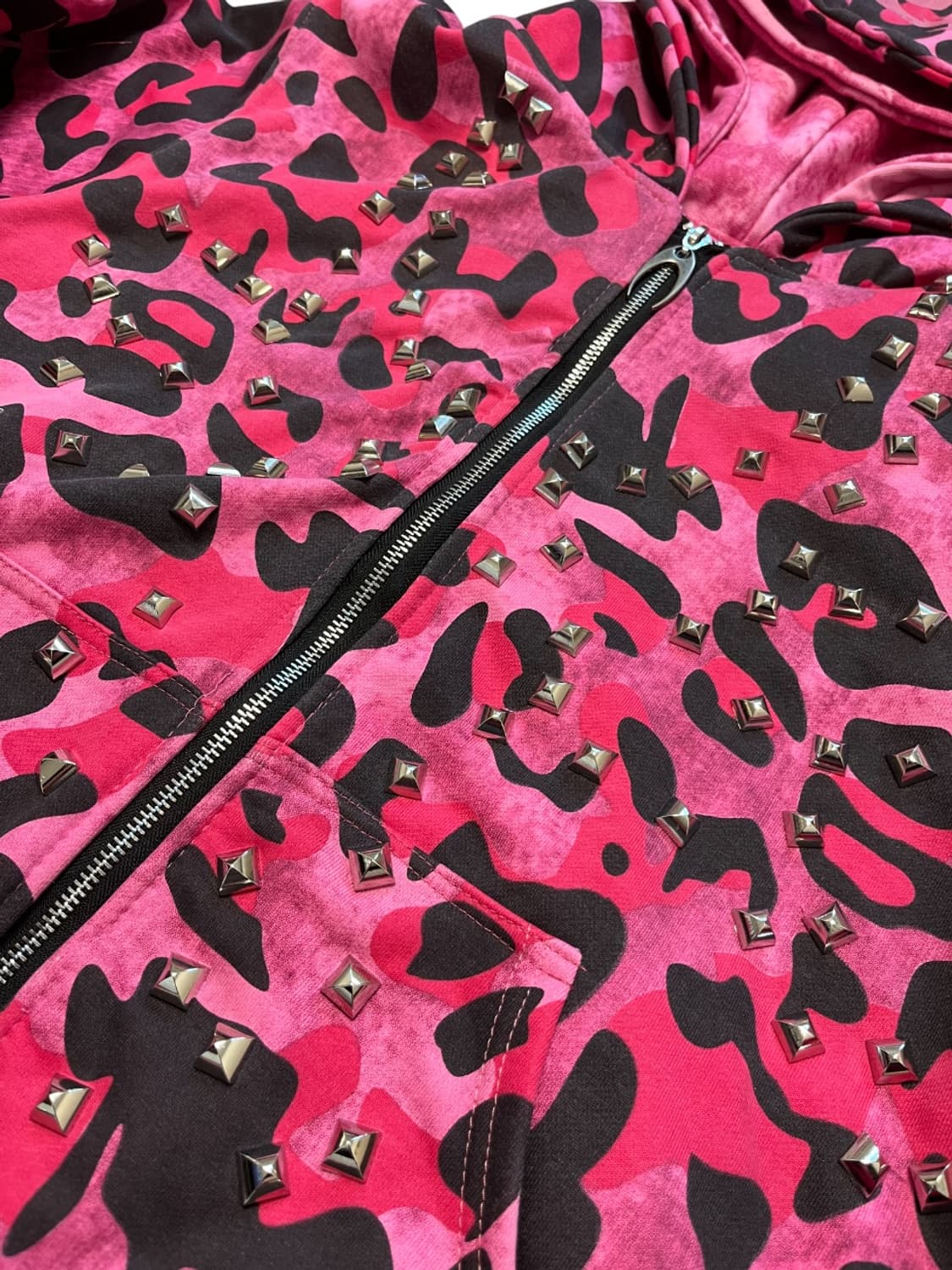 cozyworldwide 핑크 스터드 리버서블 후드집업 상품이미지3