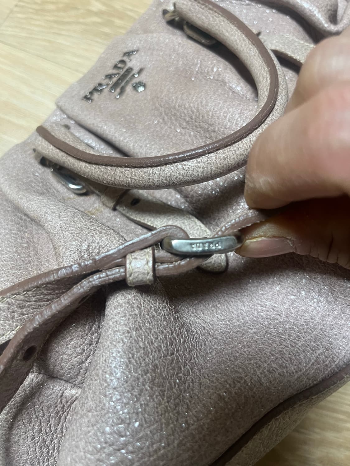 프라다(prada) 연보라 숄더백  상품이미지5