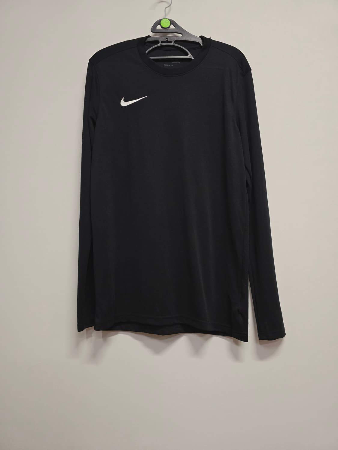 나이키 블랙 긴팔 티셔츠 상품이미지1