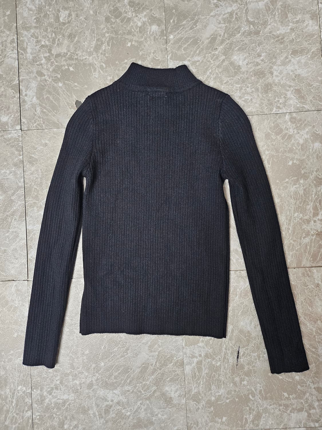 꾸레쥬 여성 리에디션 립하이넥 니트 S 상품이미지2