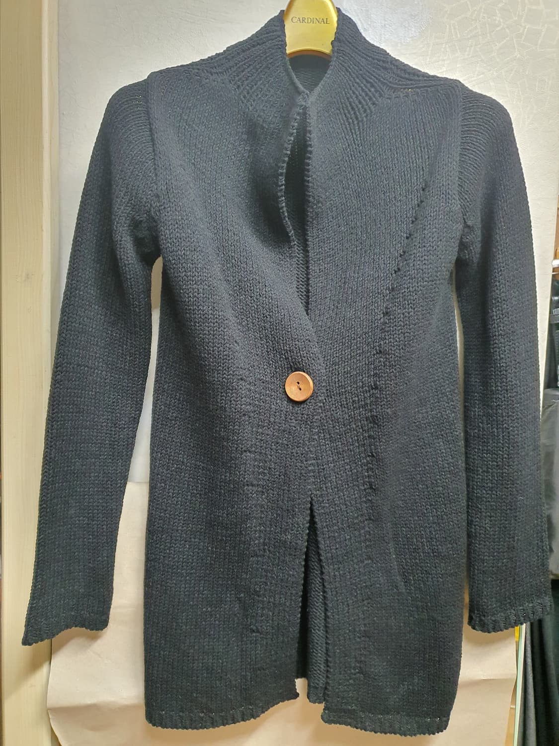 원버튼 유니크 여성 가디건 새제품  상품이미지1