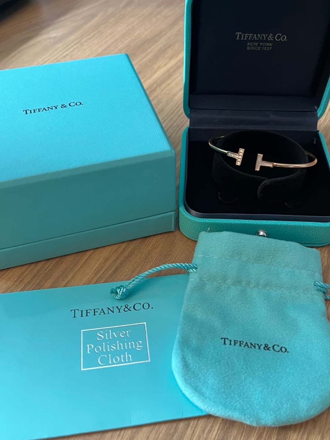 티파니앤코 (Tiffany & Co.) T 와이어 네로우 티 팔찌 상품이미지6