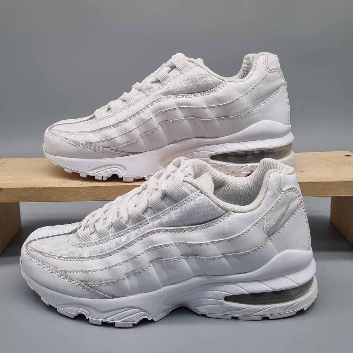 나이키 에어맥스 95 화이트 여성운동화235 상품이미지1