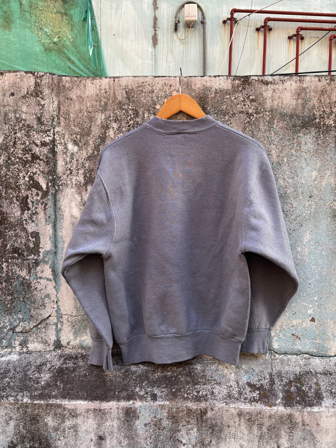 RH-01 90s 프룻오브더룸 50/50 워싱 데미지 커스텀 스웻셔츠 상품이미지3