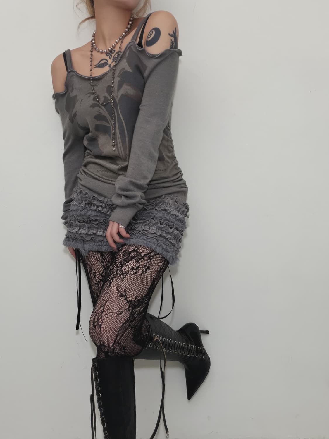 니트 오프숄더 셔링 원피스  상품이미지1