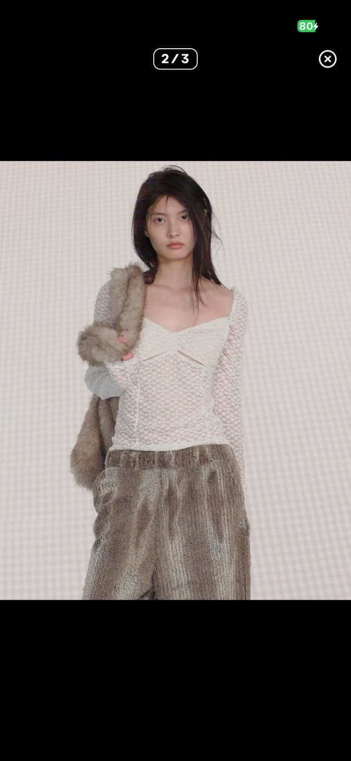 Cerric lace under cut-out top 구해요 상품이미지1