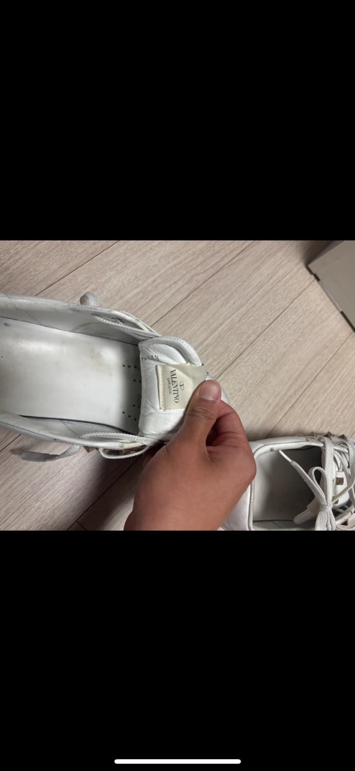 발렌티노 락스터드 스니커즈 41 265 상품이미지8