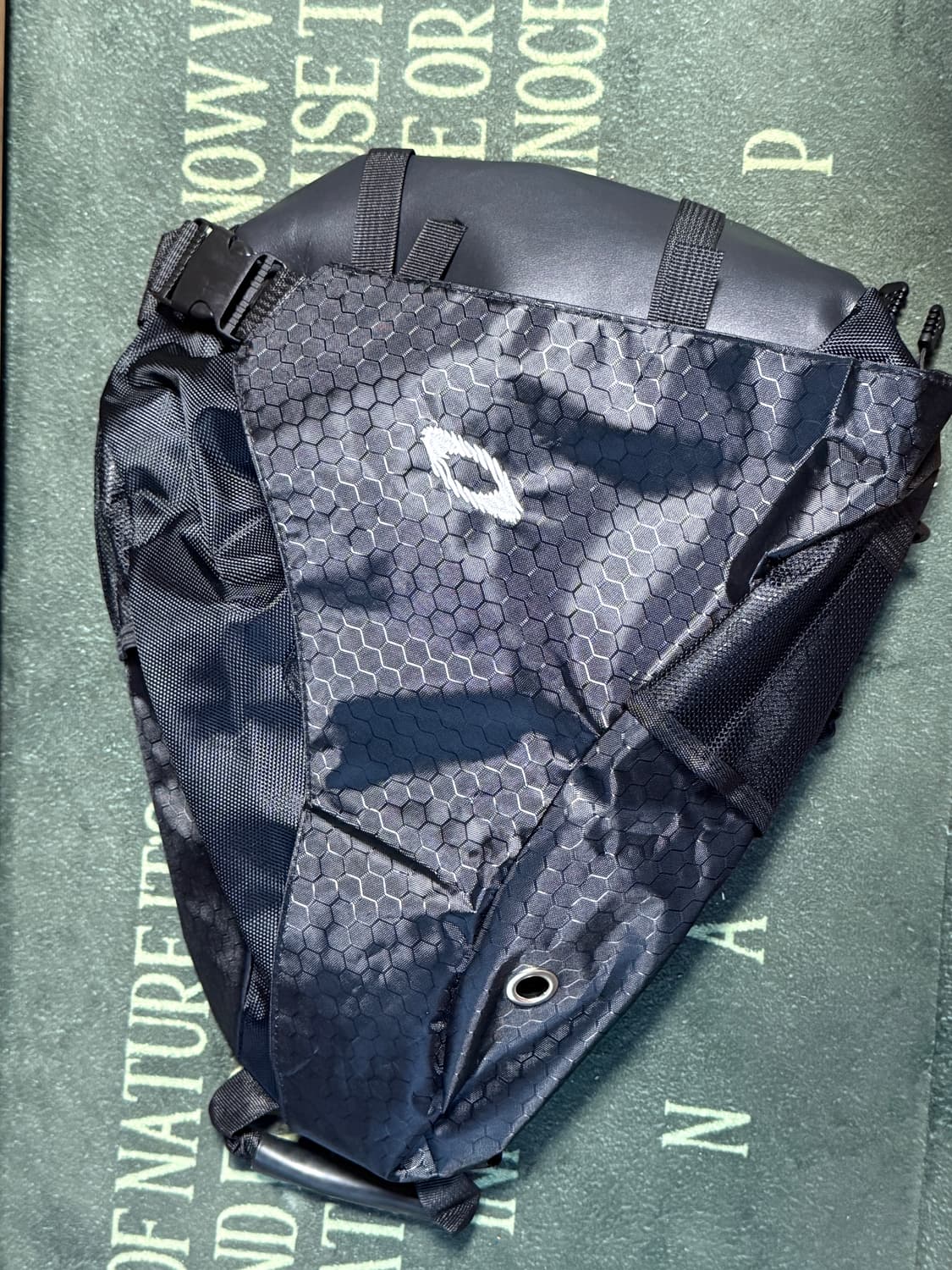 오클리 슬링백 상품이미지1