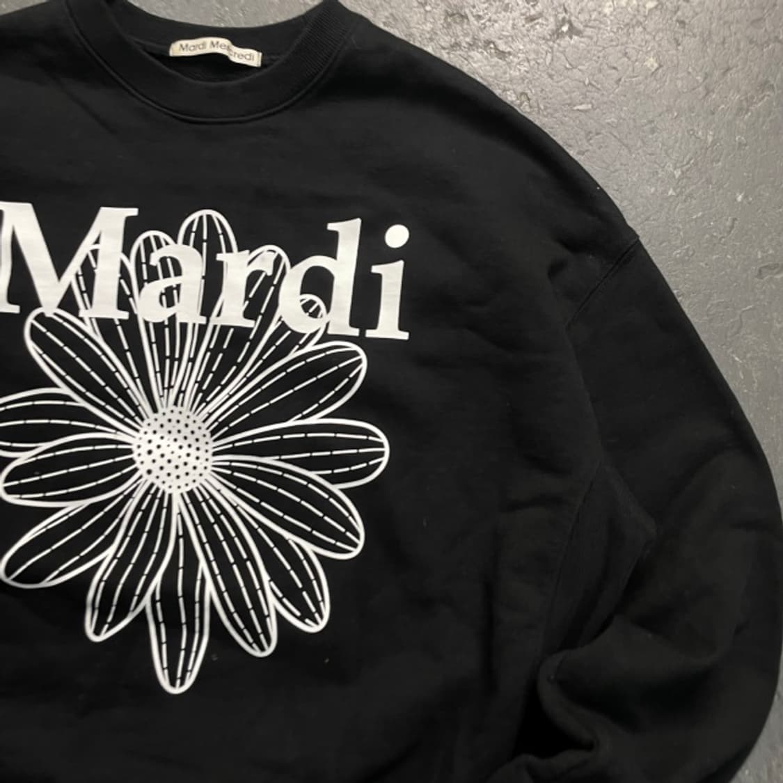 100 마르디 맨투맨  상품이미지2