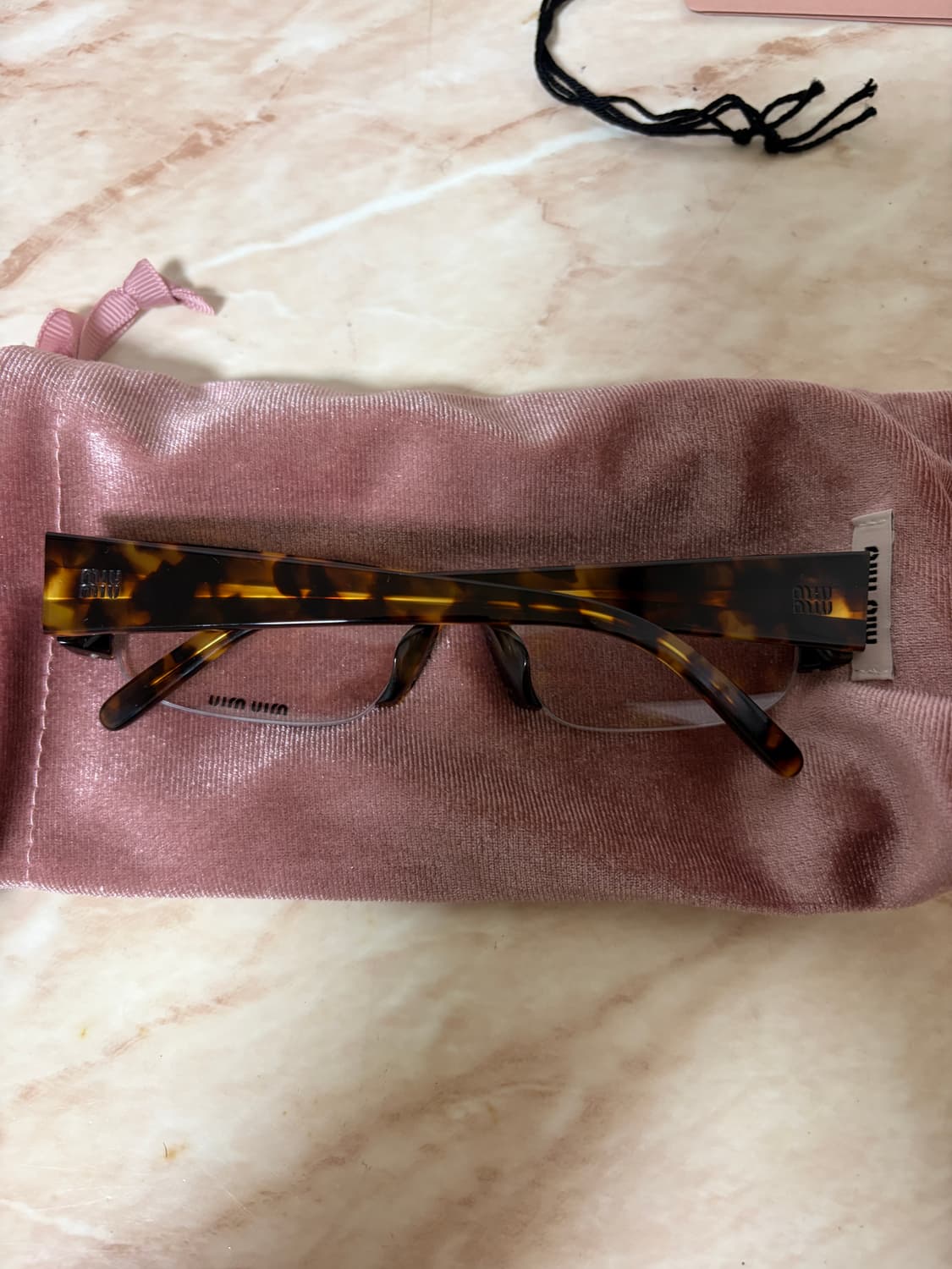 미우미우 브데트 안경 상품이미지5