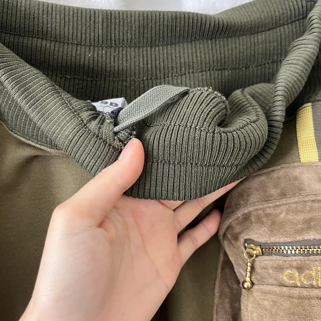 아디다스 카키 밴딩 카고 스커트 상품이미지6