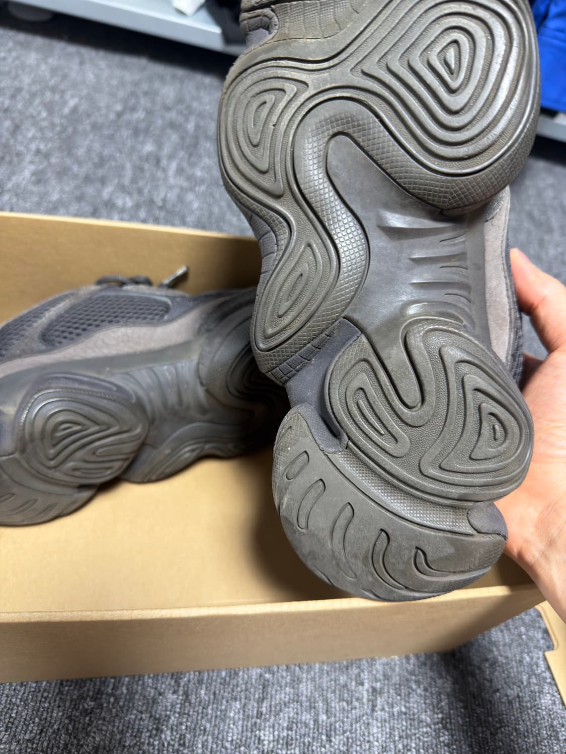 yeezy500 유틸리티블랙 265사이즈 상품이미지4