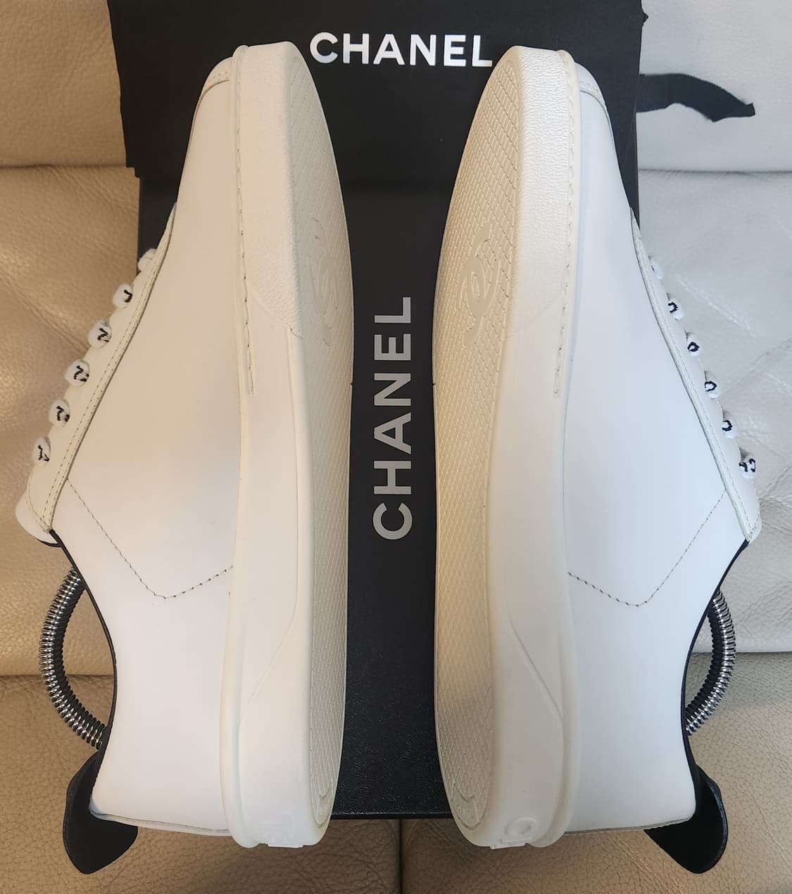 [정품] 샤넬 스니커즈 운동화 카프스킨 테니스화 슈레이스 화이트 38.5 상품이미지4