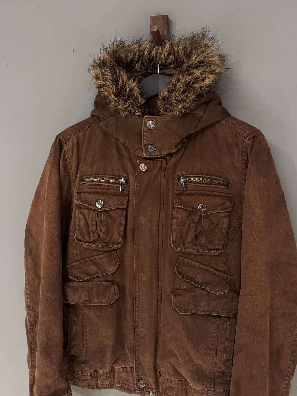 In The Attic 브라운 퍼 후드 자켓 상품이미지2