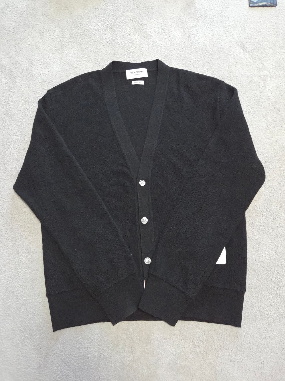 [정품/4사이즈] 톰브라운 캐시미어 니트 가디건 상품이미지1