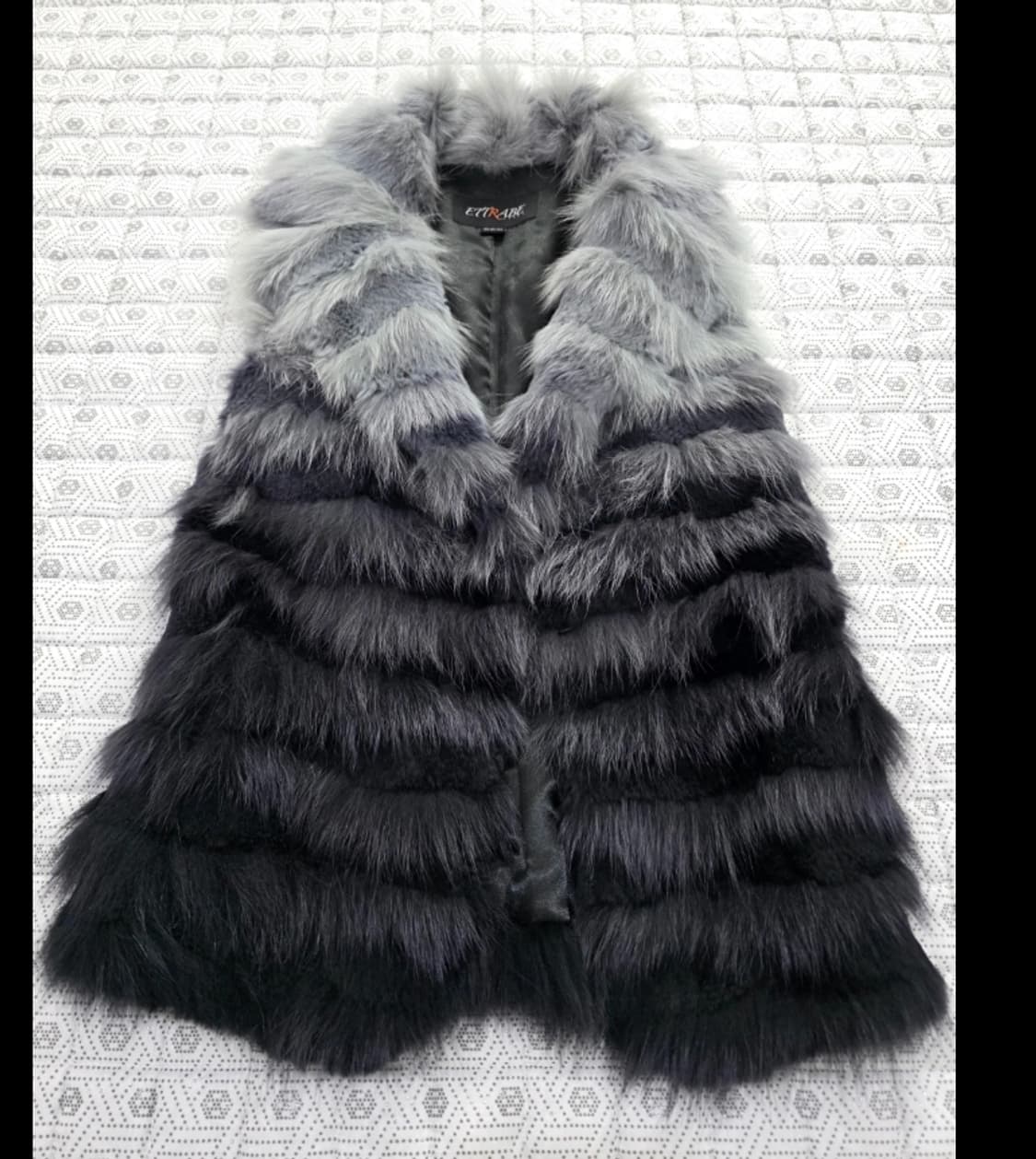 모피 ETTRABE 그라데이션 폭스 퍼 베스트 55 상품이미지1