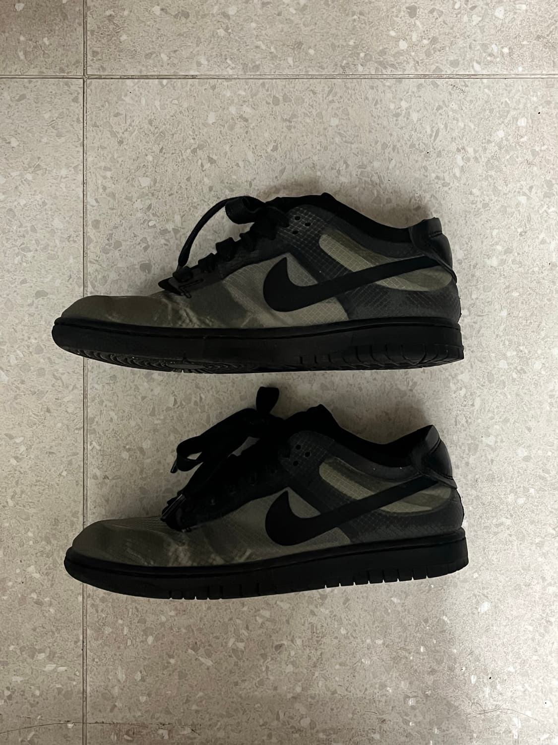 나이키 꼼데 가르송 덩크 로우 US 7 / 240 상품이미지1