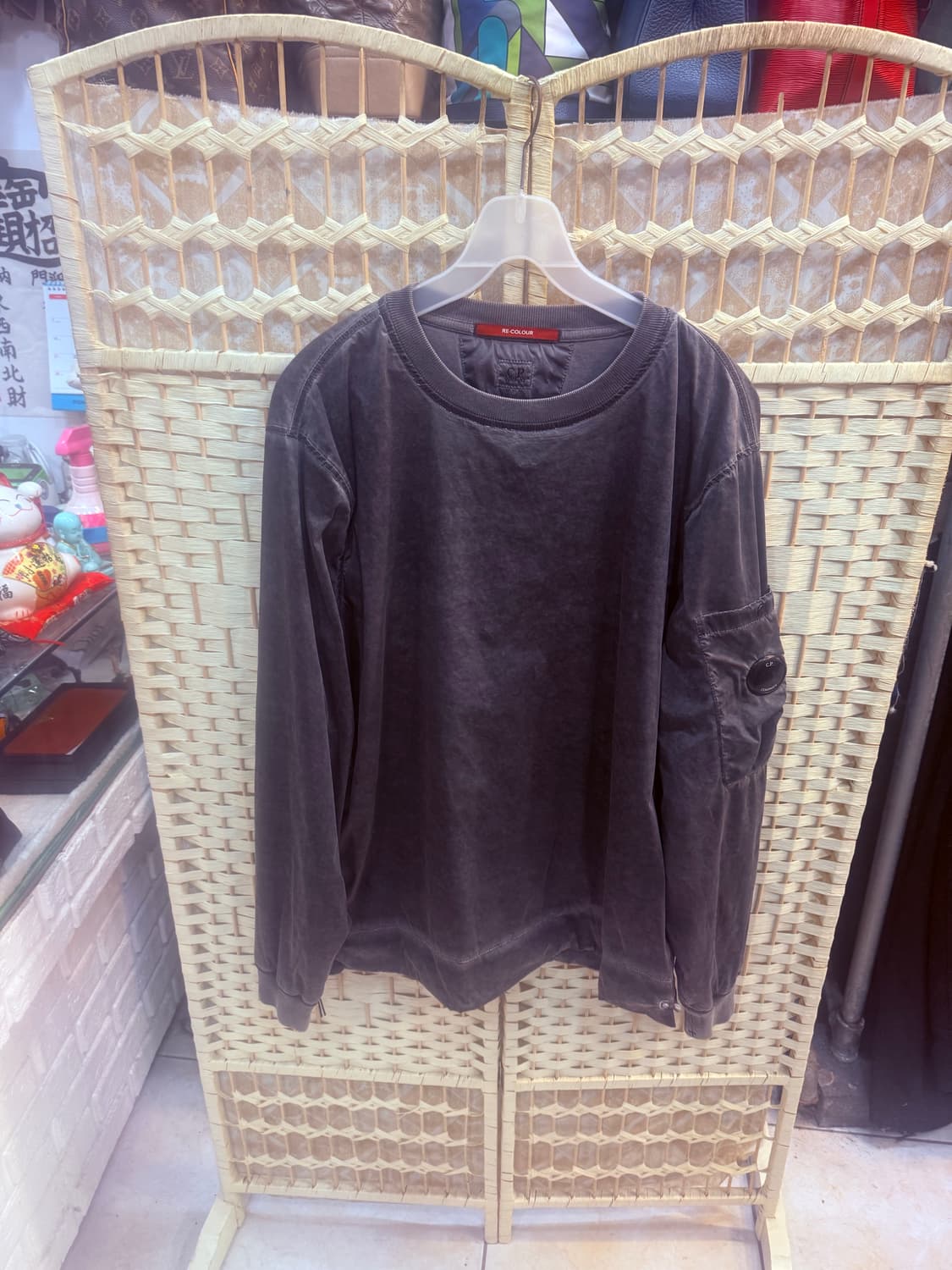 105 정품 cp컴퍼니 렌즈 바막 맨투맨 팝니다 상품이미지1