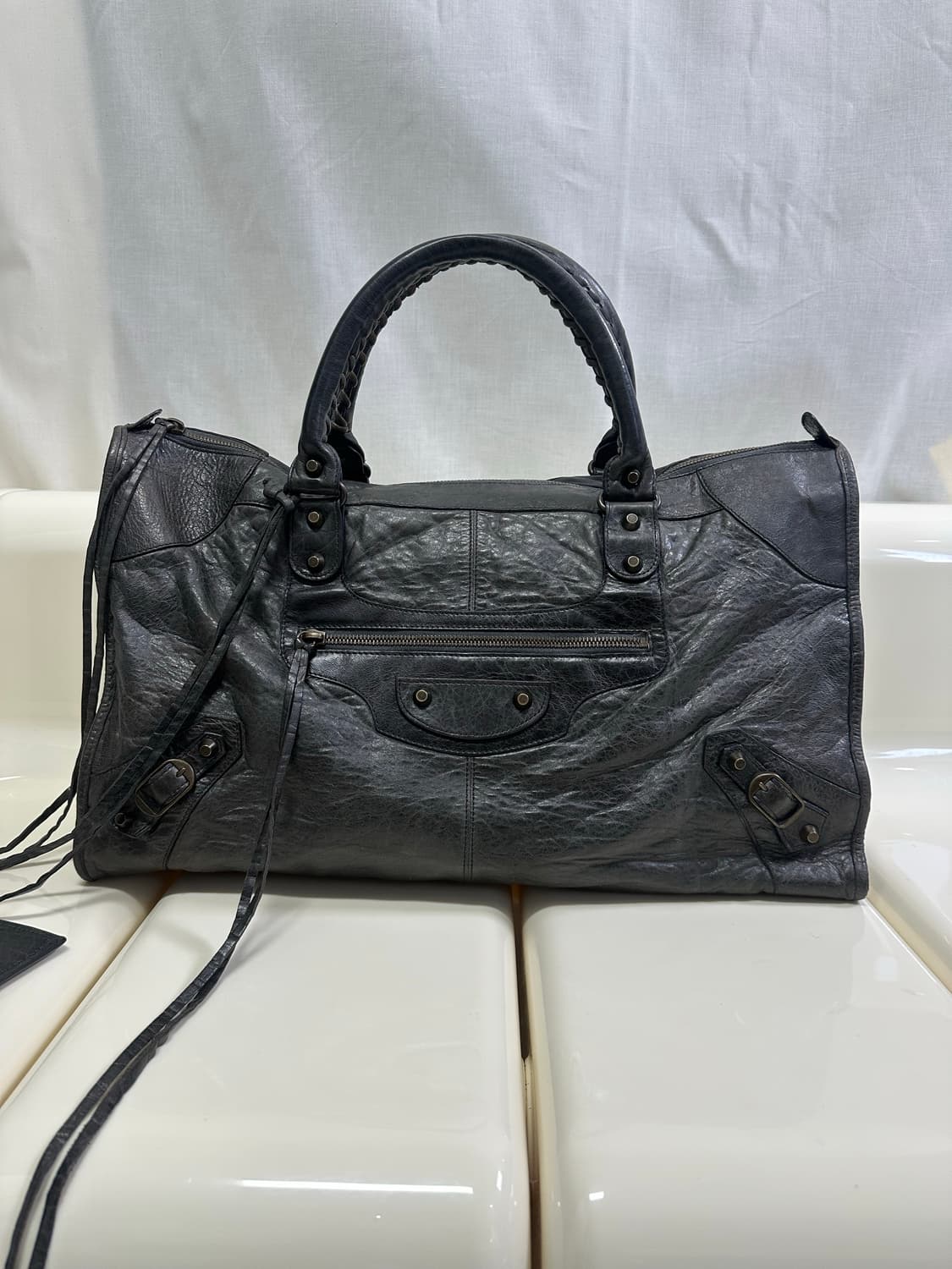 [A 정품] 발렌시아가 시티 모터백 라지 다크그레이 상품이미지1