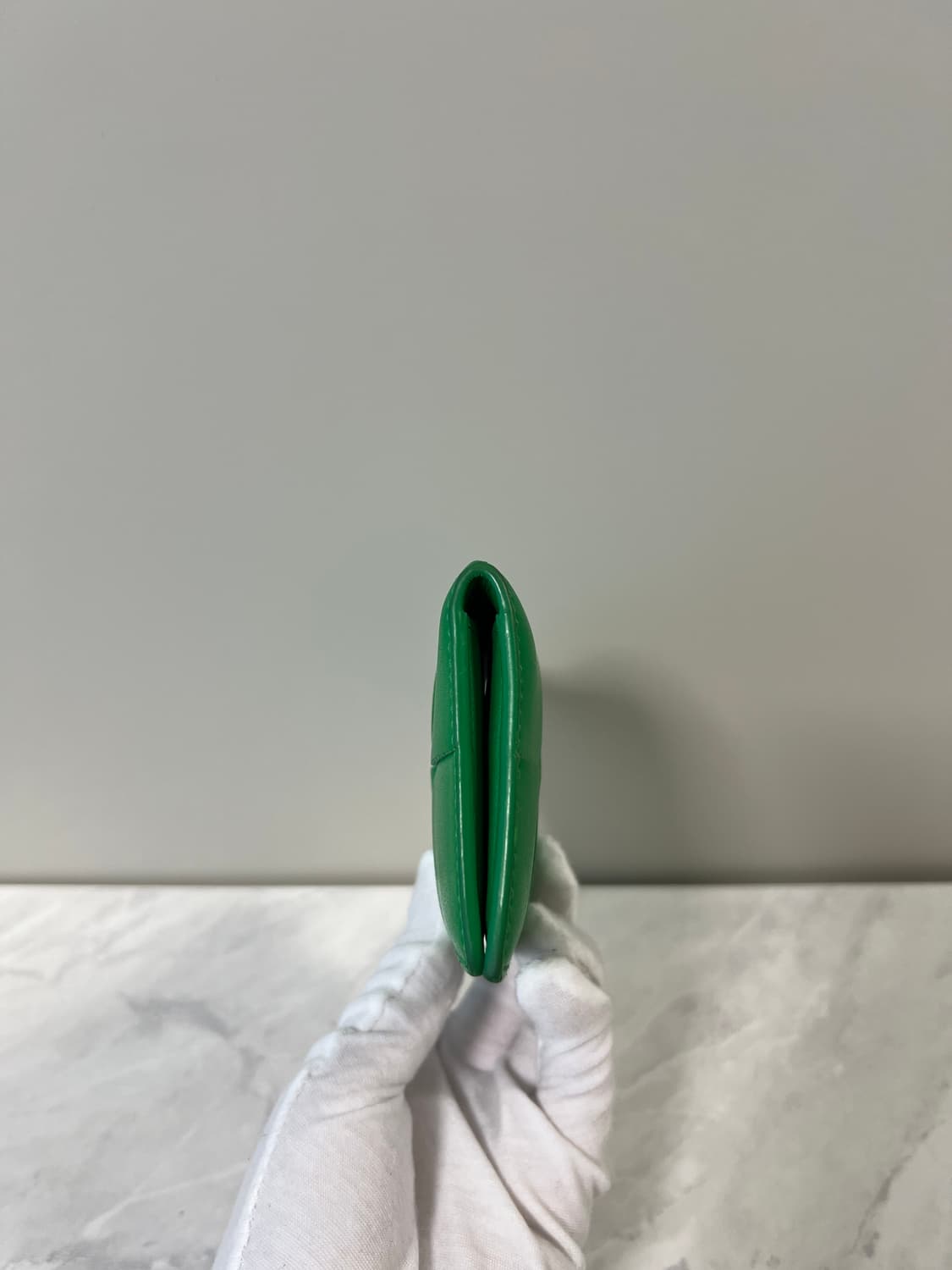 보테가베네타 플랩 카드지갑 상품이미지6