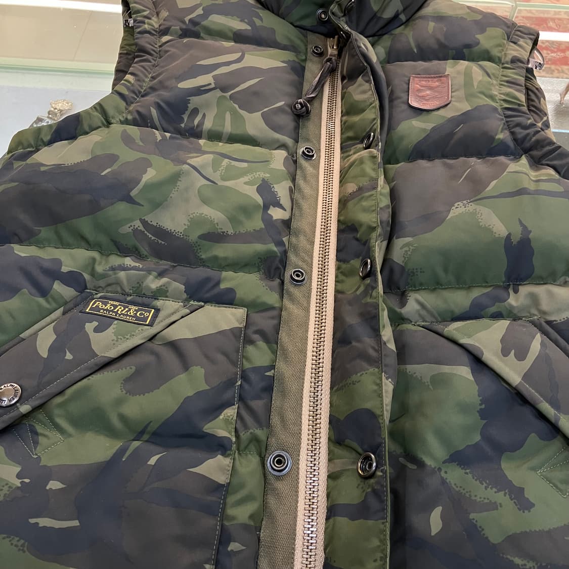 폴로 랄프로렌 카모 패딩 조끼 XS 상품이미지6