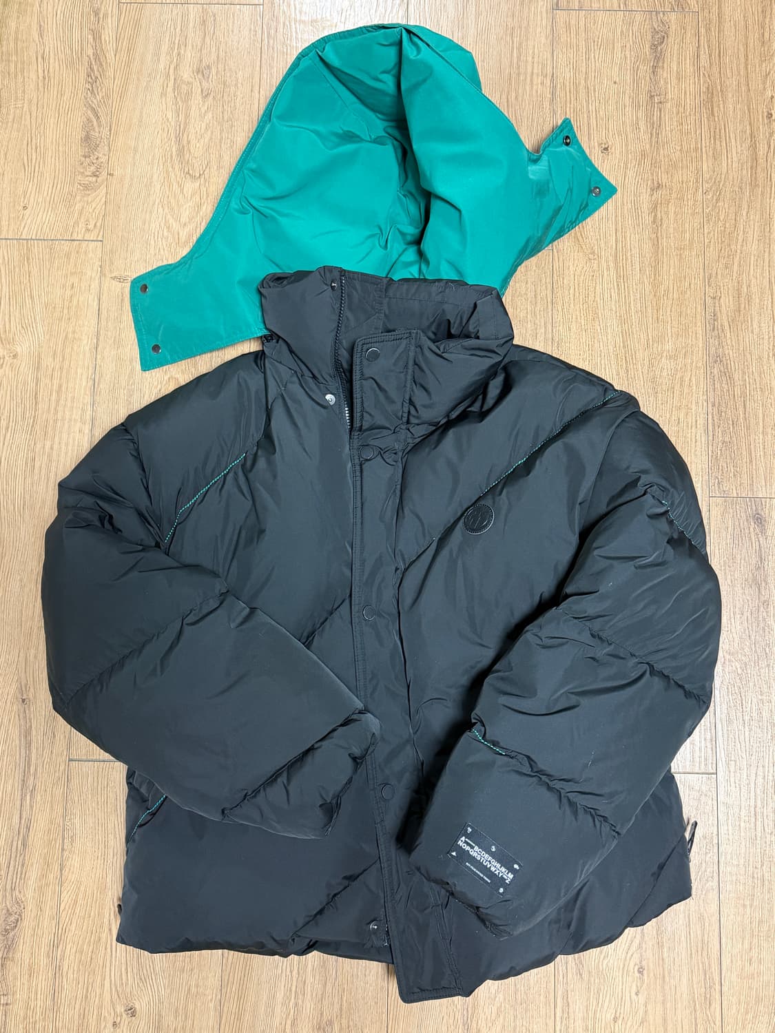 자라X아더에러 콜라보 오버사이즈 패딩 사이즈 S  상품이미지2