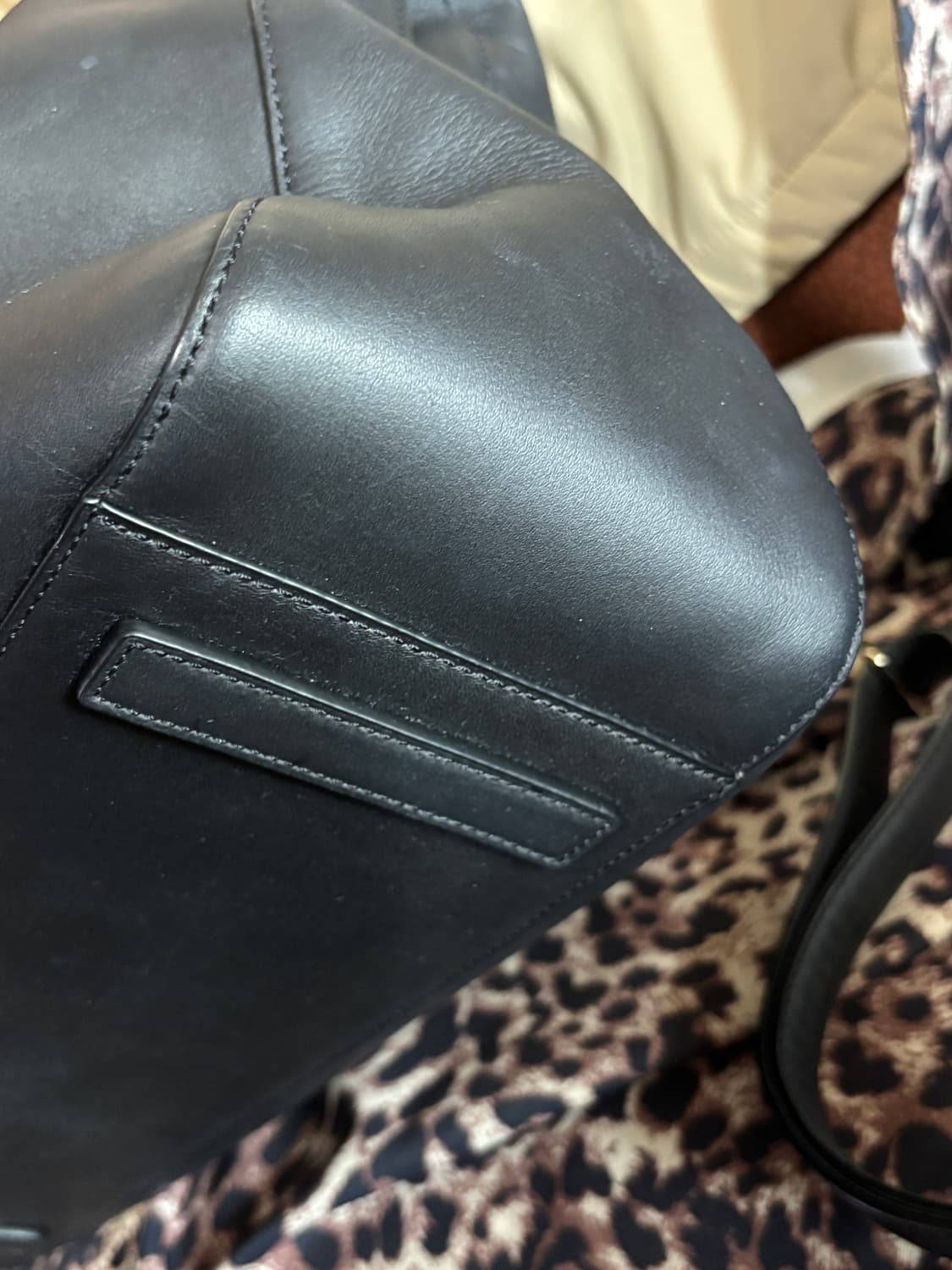 vintage louis quatorze leather bag 상품이미지9