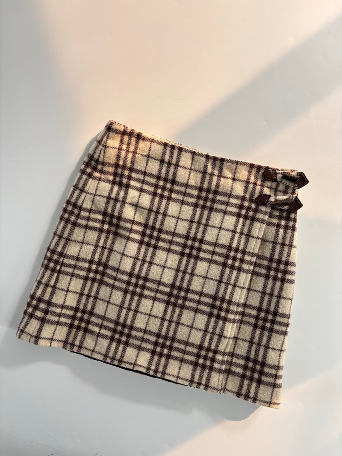 Burberry 버버리 아이보리 체크 랩스커트 상품이미지4