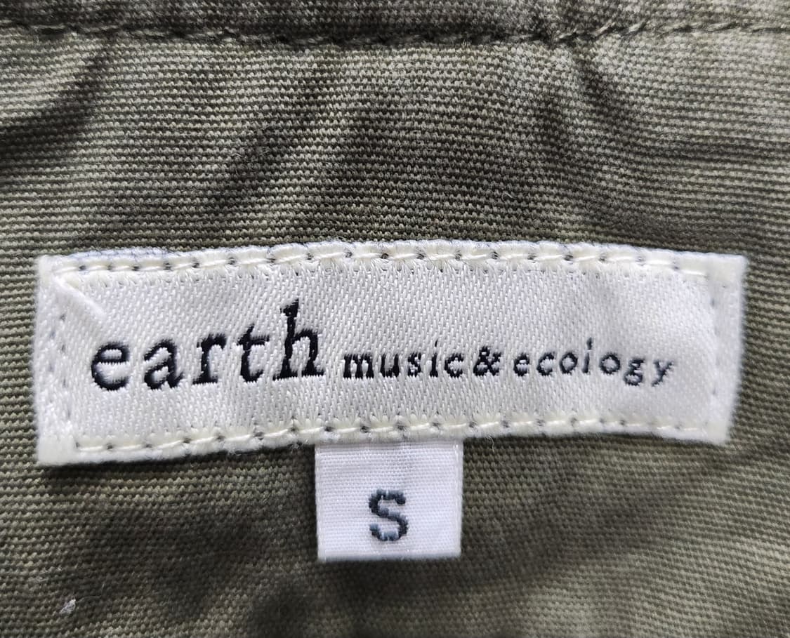 어스 뮤직 에콜로지 야상점퍼 S (55반-66) 상품이미지3