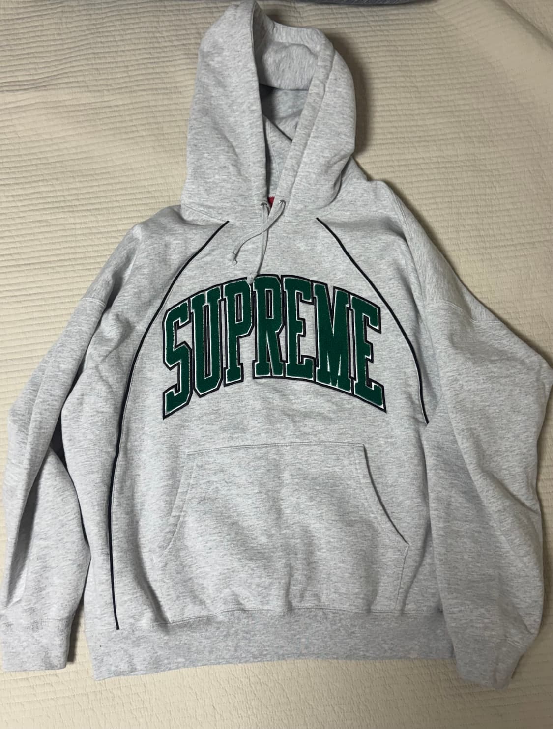 L) 슈프림 박시 파이핑 아크 후드 상품이미지1