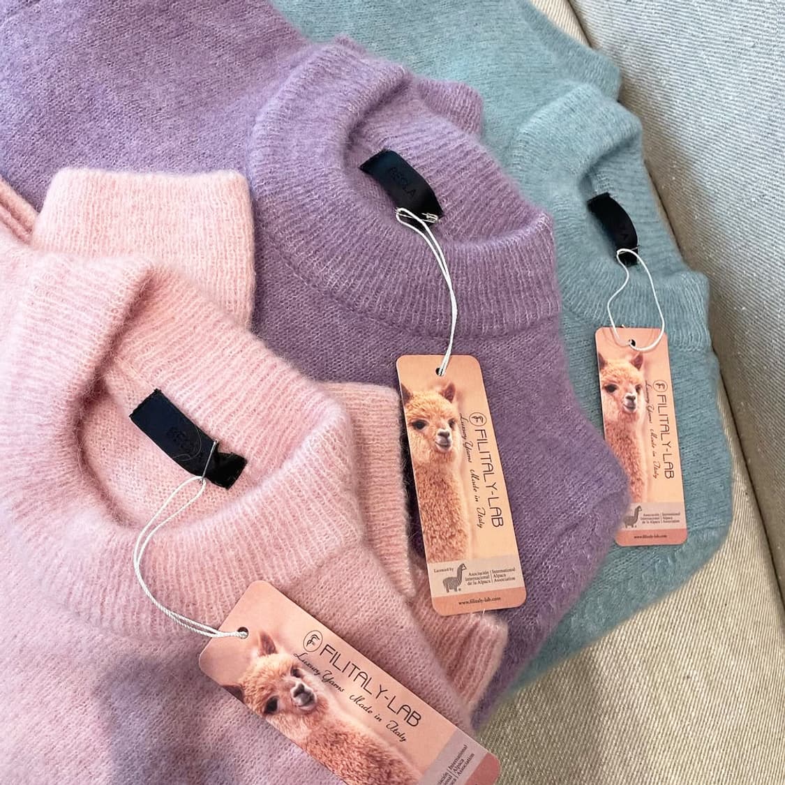 비클라(becla) 스카이블루 베이비알파카 울 니트 프리사이즈 새상품 상품이미지2