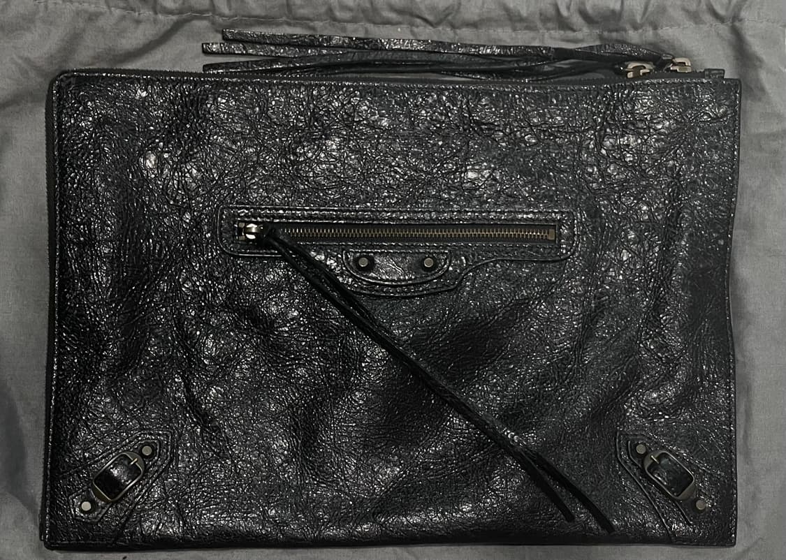 발렌시아가 블랙 클러치 상품이미지1