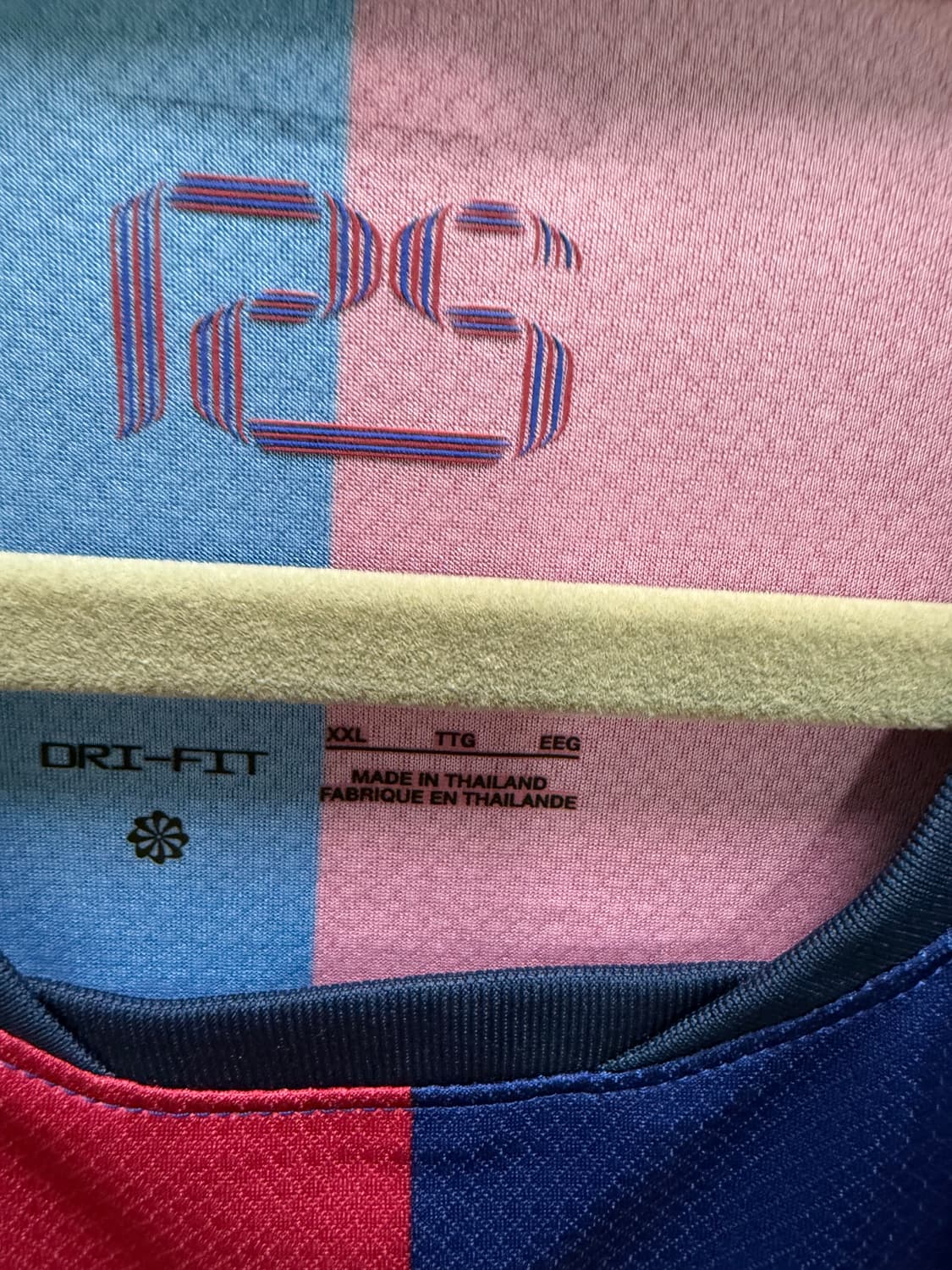 24-25 바르셀로나 더 용 유니폼 상품이미지3