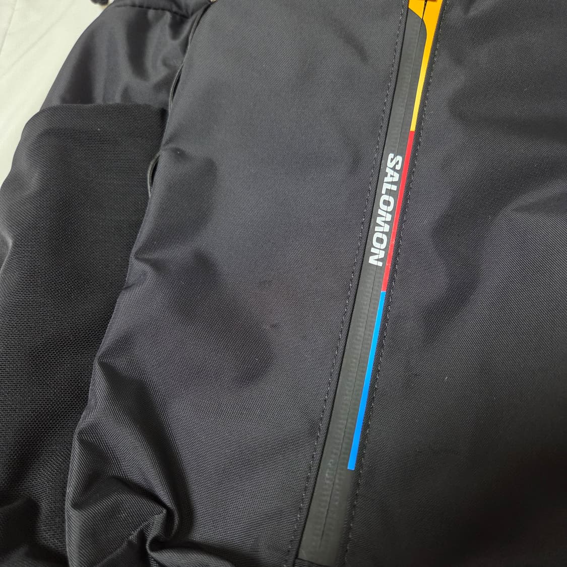 살로몬 몽트 LT 백팩 15L 블랙 / V2 가방 상품이미지7