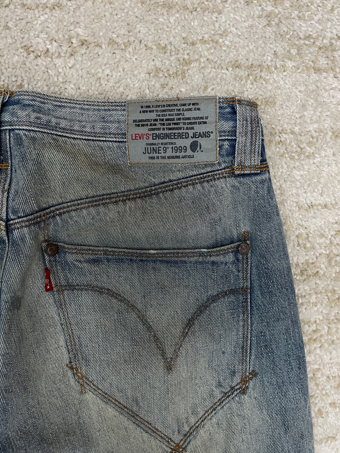 [32] 90s Levis 리바이스 엔지니어드진 1세대 스컬 자수 청바지 상품이미지3